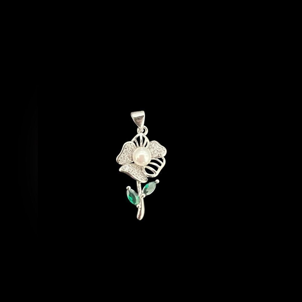 White Gold Platted Flower Pendant